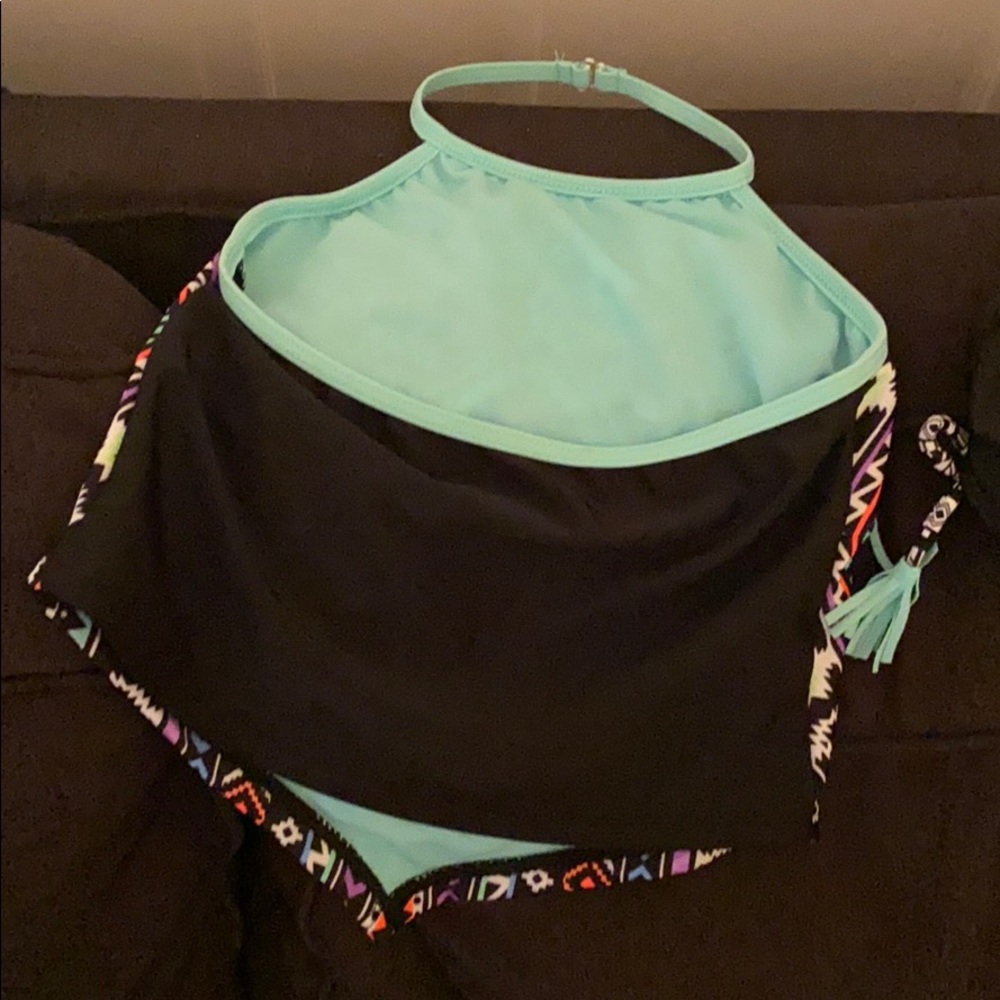 Bathing suite - Picture 2 of 4